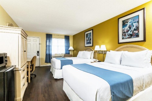 Days Inn by Wyndham Madison - image 25