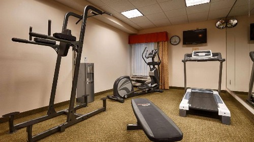 Best Western Plus Madison Inn - image 15