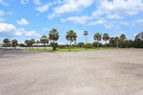 Super 8 by Wyndham Madison - image 3