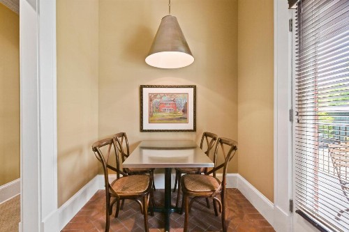 The James Madison Inn - image 10