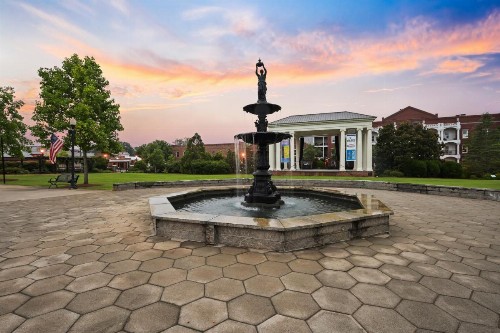 The James Madison Inn - image 14