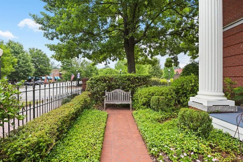 The James Madison Inn - image 3