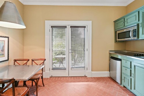 The James Madison Inn - image 4