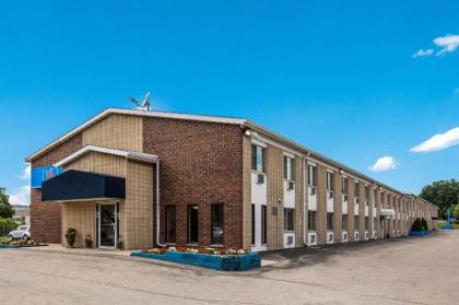 Motel 6-Madison WI - East - image 6