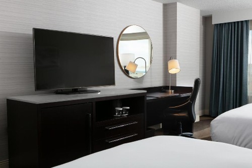 Hilton Madison Monona Terrace - image 35