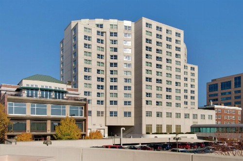 Hilton Madison Monona Terrace - image 4