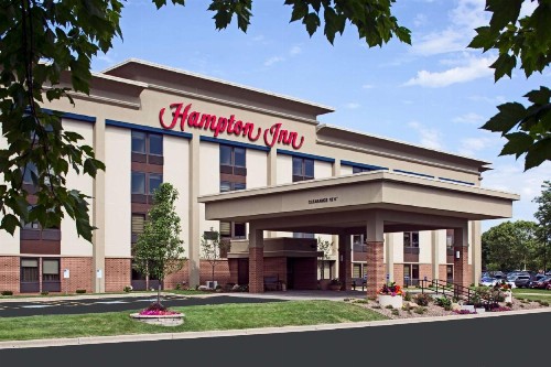Hampton Inn Madison East Towne Mall Area - image 1