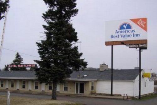 Americas Best Value Inn Mayflower - image 8