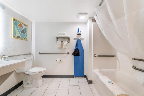 Magnuson Grand Hotel Madison - image 7