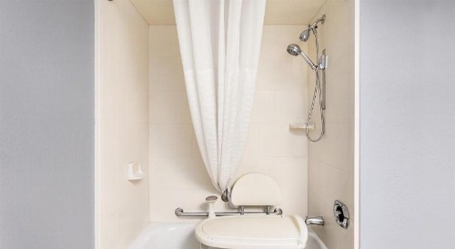 AmericInn by Wyndham Madison West - image 35