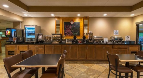 AmericInn by Wyndham Madison West - image 7