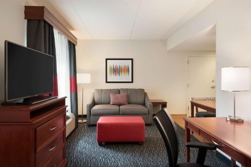 Homewood Suites by Hilton Madison West - image 18