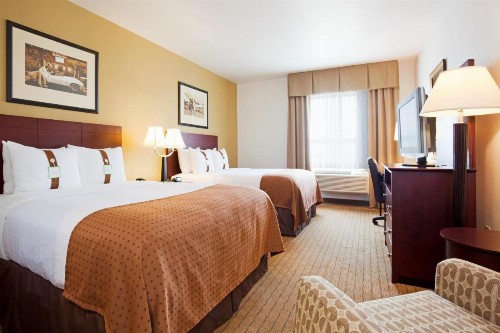 Holiday Inn Madison at The American Center an IHG Hotel - image 41