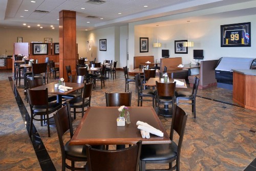 Holiday Inn Madison at The American Center an IHG Hotel - image 43
