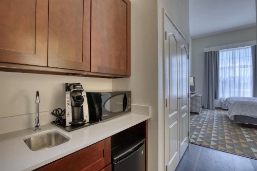 Holiday Inn Hotel & Suites Madison West an IHG Hotel - image 18
