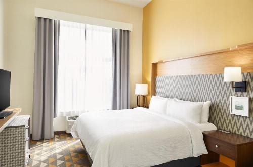 Holiday Inn Hotel & Suites Madison West an IHG Hotel - image 32