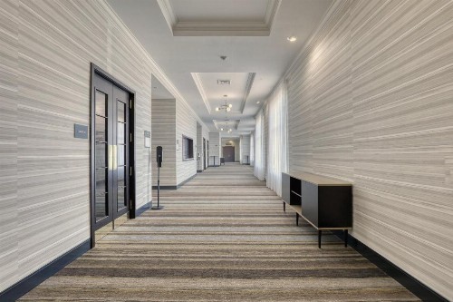 Holiday Inn Hotel & Suites Madison West an IHG Hotel - image 45