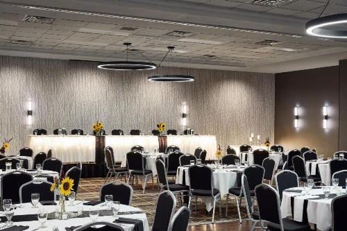 Holiday Inn Hotel & Suites Madison West an IHG Hotel - image 50