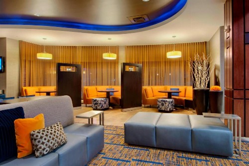 Courtyard by Marriott Madison East - image 12