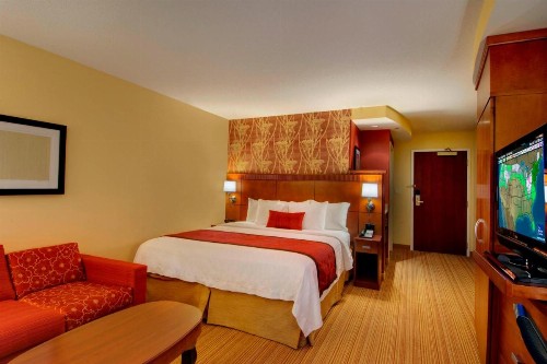 Courtyard by Marriott Madison East - image 15