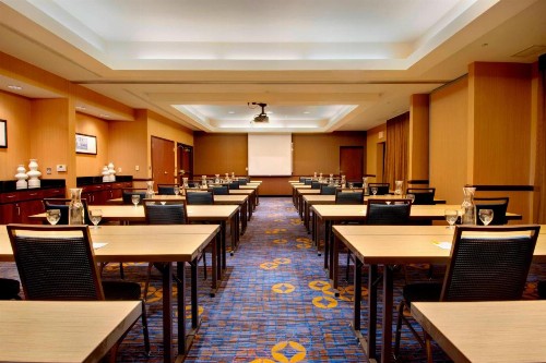 Courtyard by Marriott Madison East - image 17
