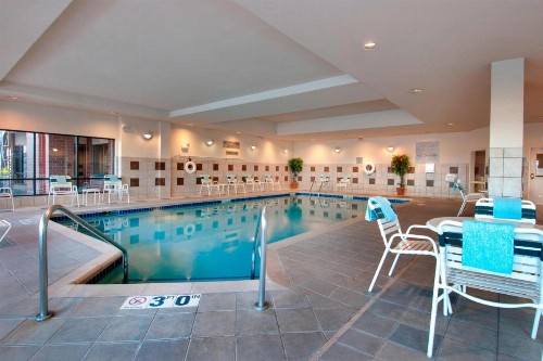 Courtyard by Marriott Madison East - image 3