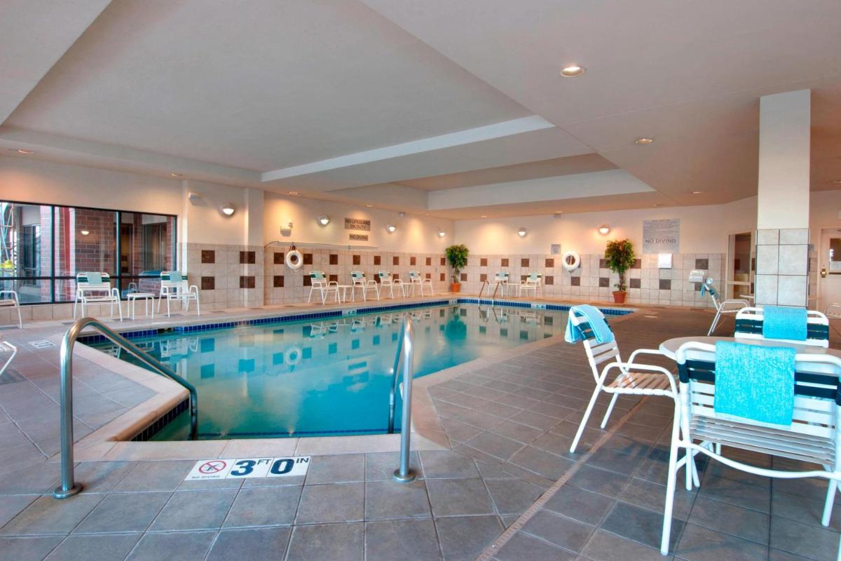 Courtyard by Marriott Madison East - image 3