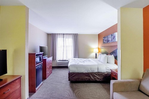 Sleep Inn & Suites Madison - image 35