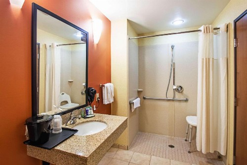 Sleep Inn & Suites Madison - image 6