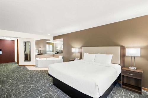 Best Western West Towne Suites - image 40