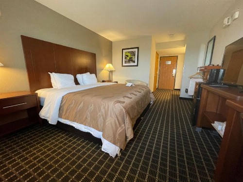 Quality Inn Madison West Near University Area - image 33
