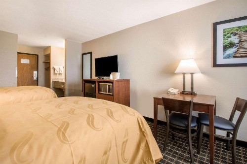 Quality Inn Madison West Near University Area - image 37