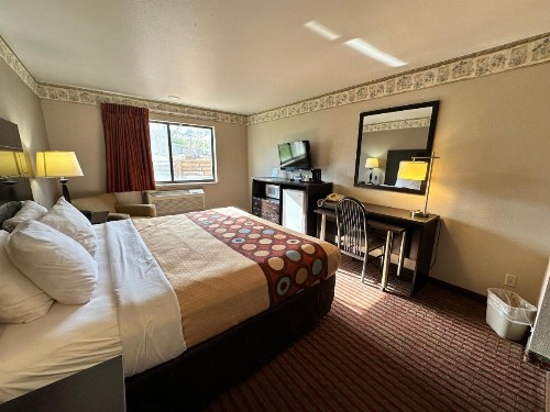 Rodeway Inn & Suites Wisconsin Madison-Northeast - image 43