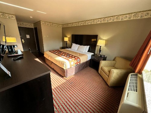 Rodeway Inn & Suites Wisconsin Madison-Northeast - image 44