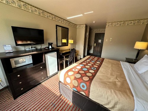 Rodeway Inn & Suites Wisconsin Madison-Northeast - image 46