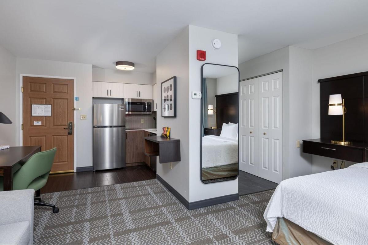 Staybridge Suites Madison - East an IHG Hotel - image 6