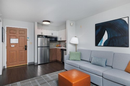 Staybridge Suites Madison - East an IHG Hotel - image 19