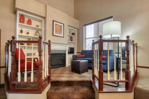 Comfort Suites Madison - image 6