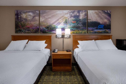 Days Inn & Suites by Wyndham Madison - image 17