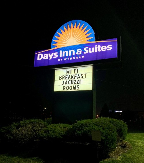 Days Inn & Suites by Wyndham Madison - image 32