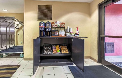 Extended Stay America Suites - Madison - Junction Court - image 42