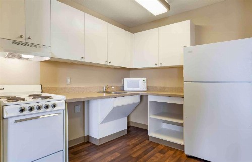 Extended Stay America Suites - Madison - Old Sauk Rd - image 36