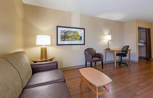 Extended Stay America Suites - Madison - Old Sauk Rd - image 40