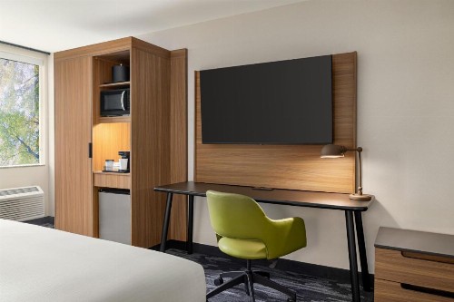 Comfort Inn Madison - Downtown - image 16