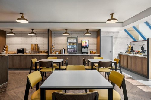 Comfort Inn Madison - Downtown - image 18