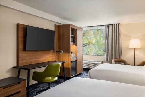Comfort Inn Madison - Downtown - image 2