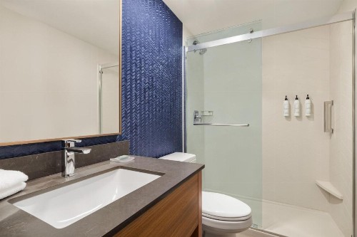 Comfort Inn Madison - Downtown - image 22