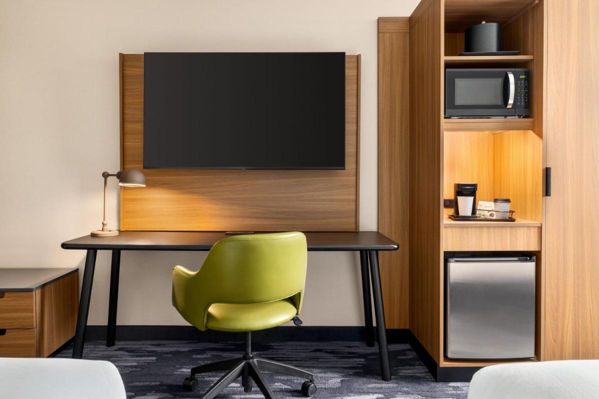 Comfort Inn Madison - Downtown - image 5