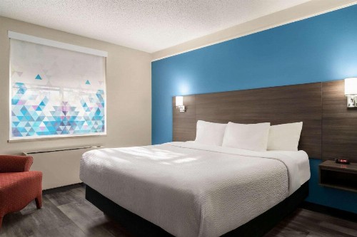 La Quinta by Wyndham Madison American Center - image 30