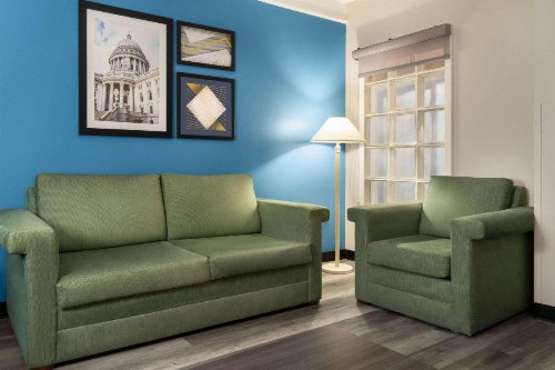 La Quinta by Wyndham Madison American Center - image 31